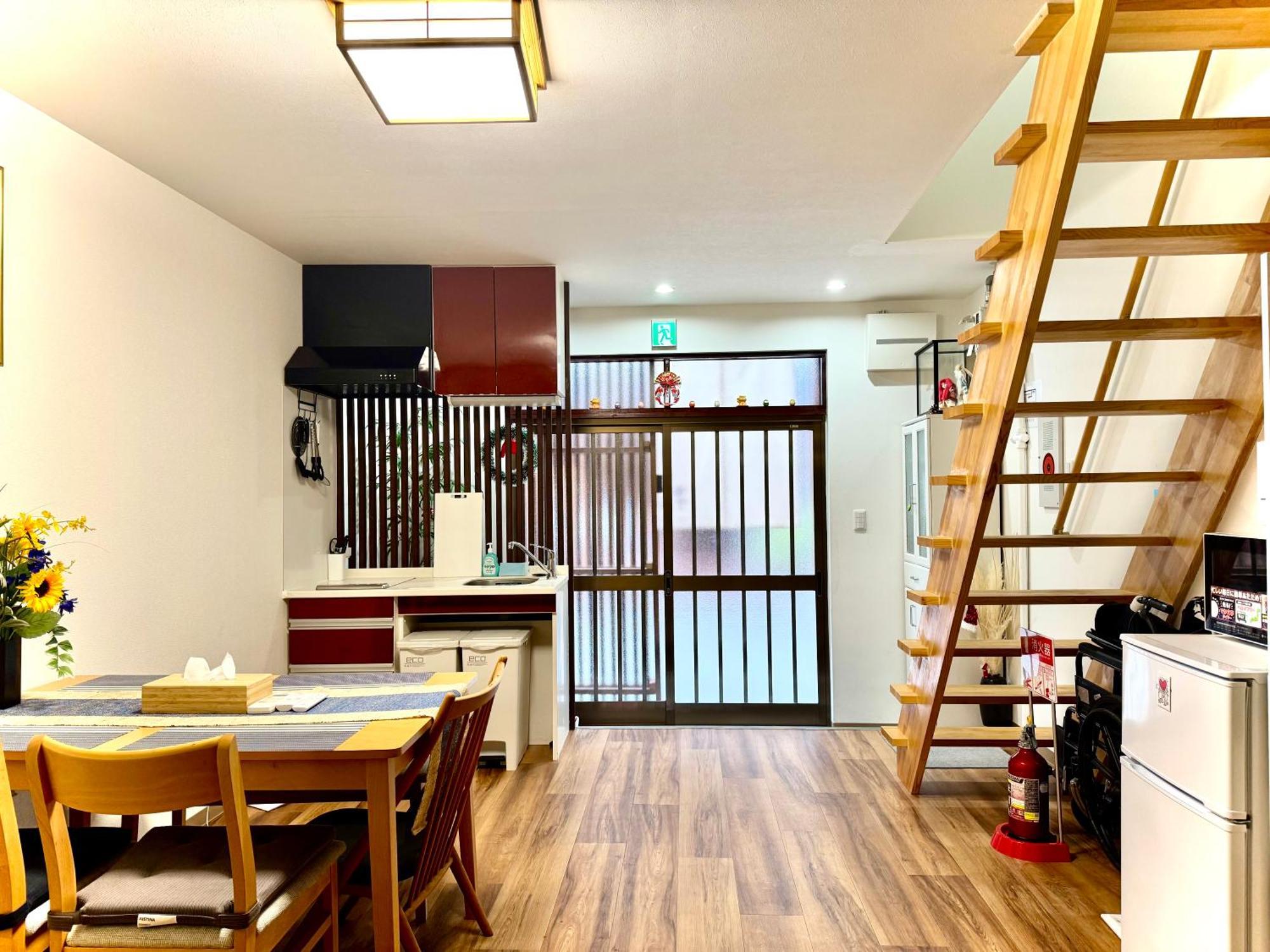 Modern And Traditional Fusion Villa In Umeda 3-Min Walk To Subway Ideal For Families And Groups 大阪市 エクステリア 写真